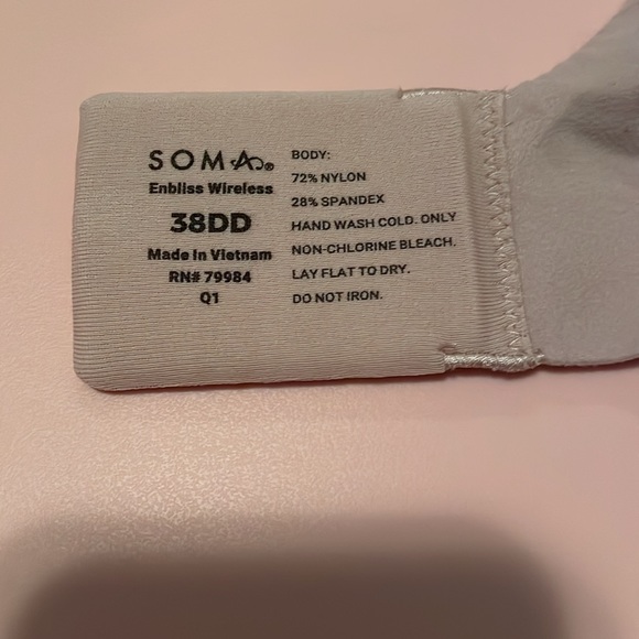 Soma Bra - Picture 3 of 3